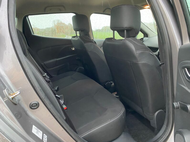 
								CLIO DYNAMIQUE MEDIANAV (MW63 BLN) full									
