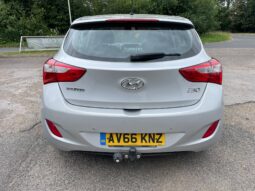 
										Hyundai i30 Se Blue Drive CRDI (AV66 KNZ) full									