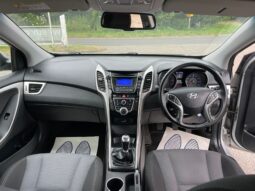 Hyundai i30 Se Blue Drive CRDI (AV66 KNZ) full